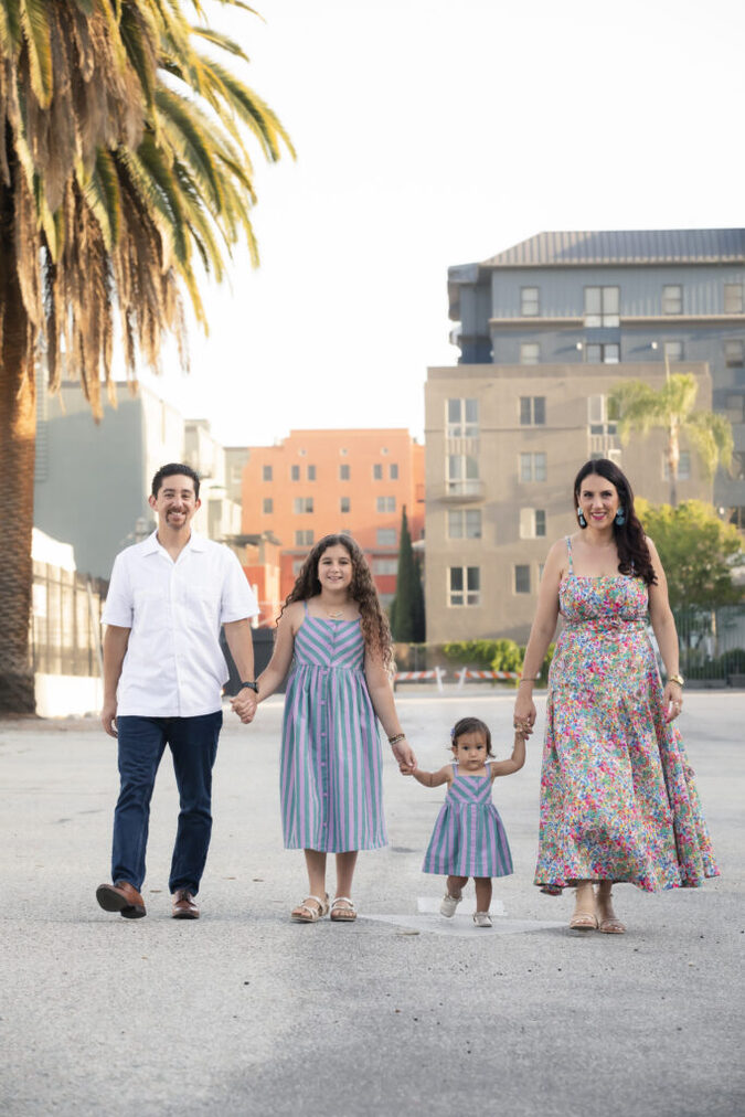 Relaxed outdoor family portrait session in Pasadena, holiday card photos.